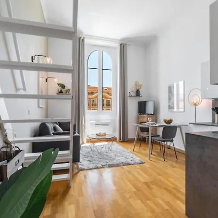 My Casa - Deloye - Spacious Quiet W Ac Near Old Town Appartement *